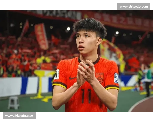 国足东亚杯名单公布:王钰栋领衔新星阵容,塞鸟压阵剑指新突破 国足东亚杯名单公布:王钰栋领衔新星阵容,塞鸟压阵剑指新突破