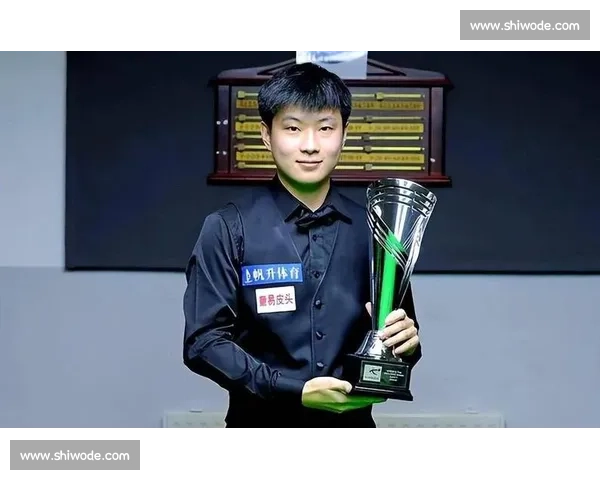 赵心童破界重生:斯诺克冠军的潮流进化 赵心童破界重生:斯诺克冠军的潮流进化