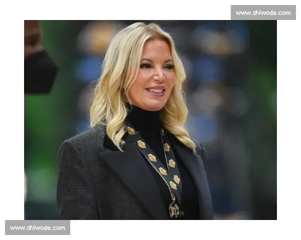 抵押 11 栋公寓换湖人,46 年套现百亿:巴斯家族的资本魔术 抵押 11 栋公寓换湖人,46 年套现百亿:巴斯家族的资本魔术